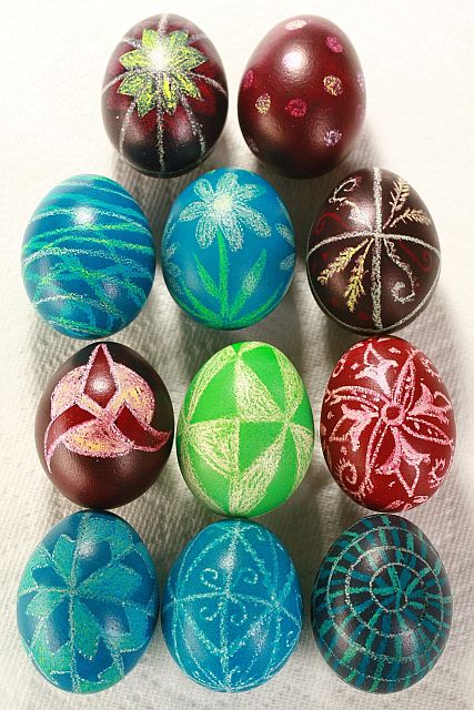 Simple Pysanky Eggs